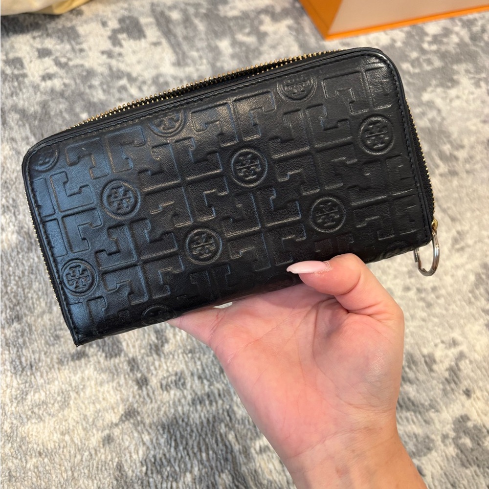 Tory Burch Black Embossed Logo Zip Wallet with Gold Hardware